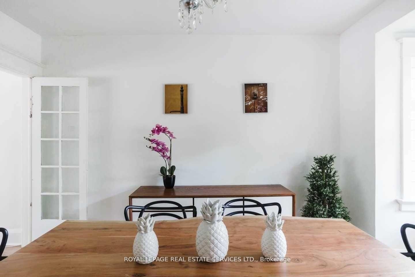 Detached House for lease at 110 Manor Road, Toronto, Ontario, M4S 1P8 - Mount Pleasant East - MLS: C12928626