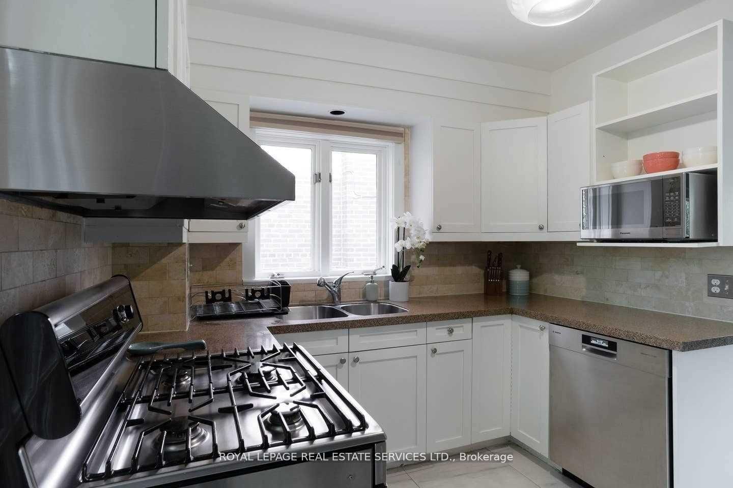 Detached House for lease at 110 Manor Road, Toronto, Ontario, M4S 1P8 - Mount Pleasant East - MLS: C12928626