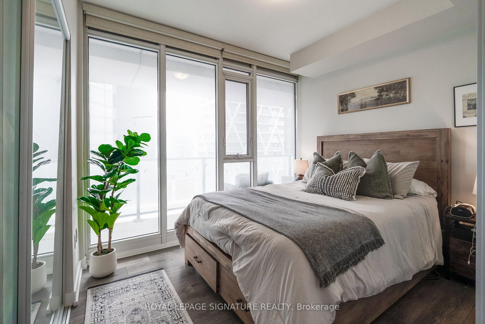 Condo for sale at 2503-426 University Avenue, Toronto, Ontario, M5G 1S9 - University - MLS: C12928816