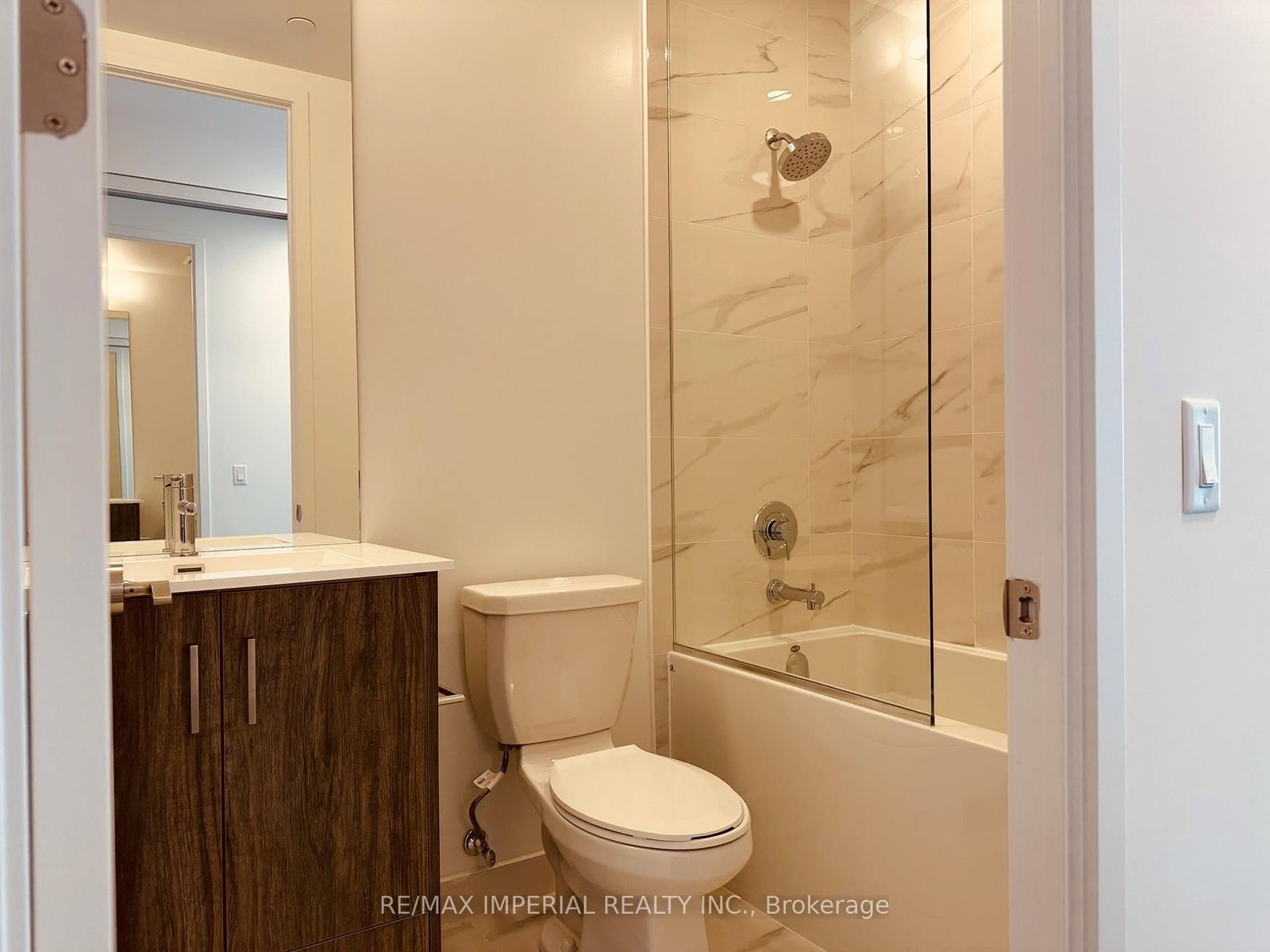 Condo for lease at 2506-180 Front Street, Toronto, Ontario, M5A 0A9 - Moss Park - MLS: C12929090