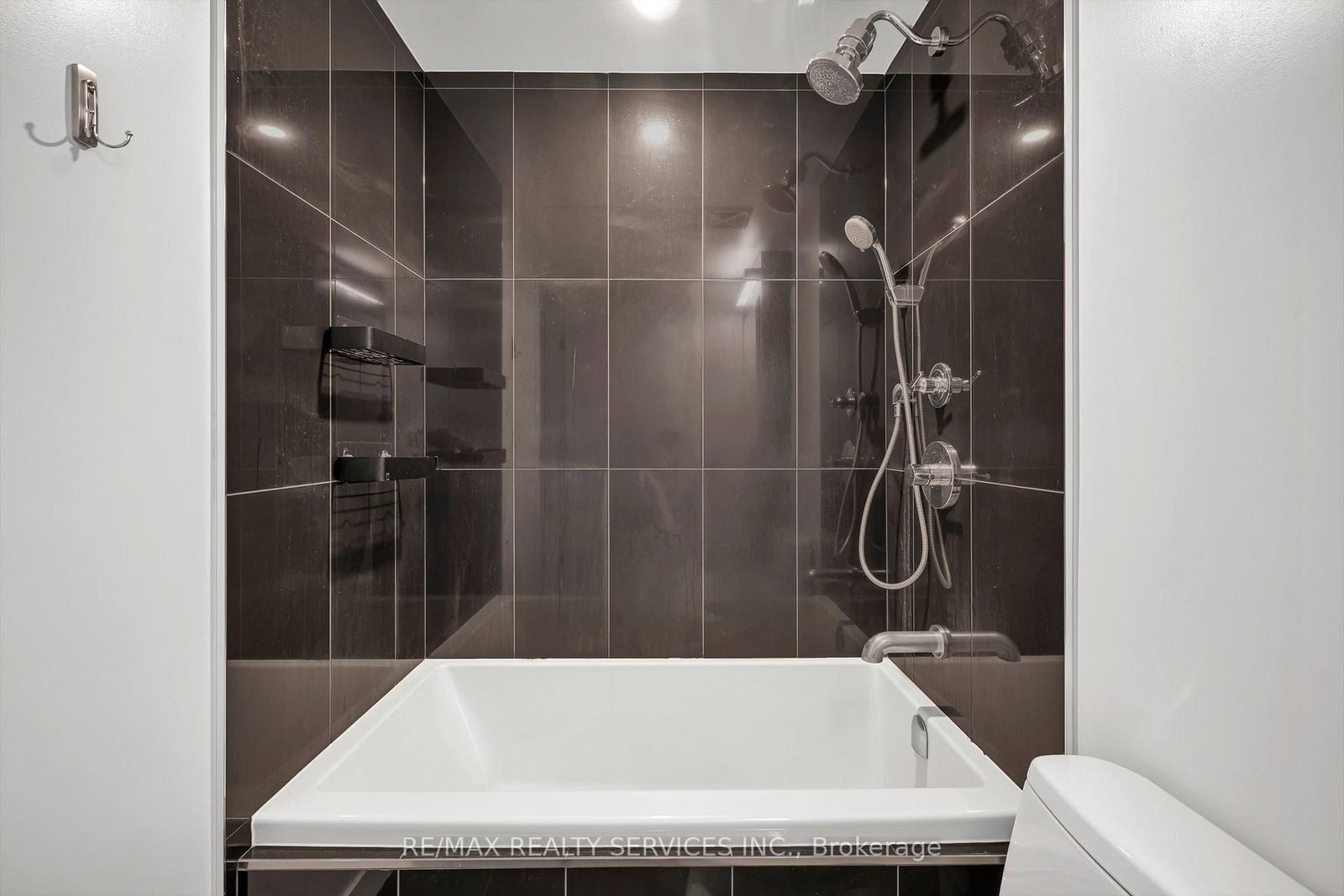 Condo for sale at 915-115 Blue Jays Way, Toronto, Ontario, M5V 0N4 - Waterfront Communities C1 - MLS: C12929442