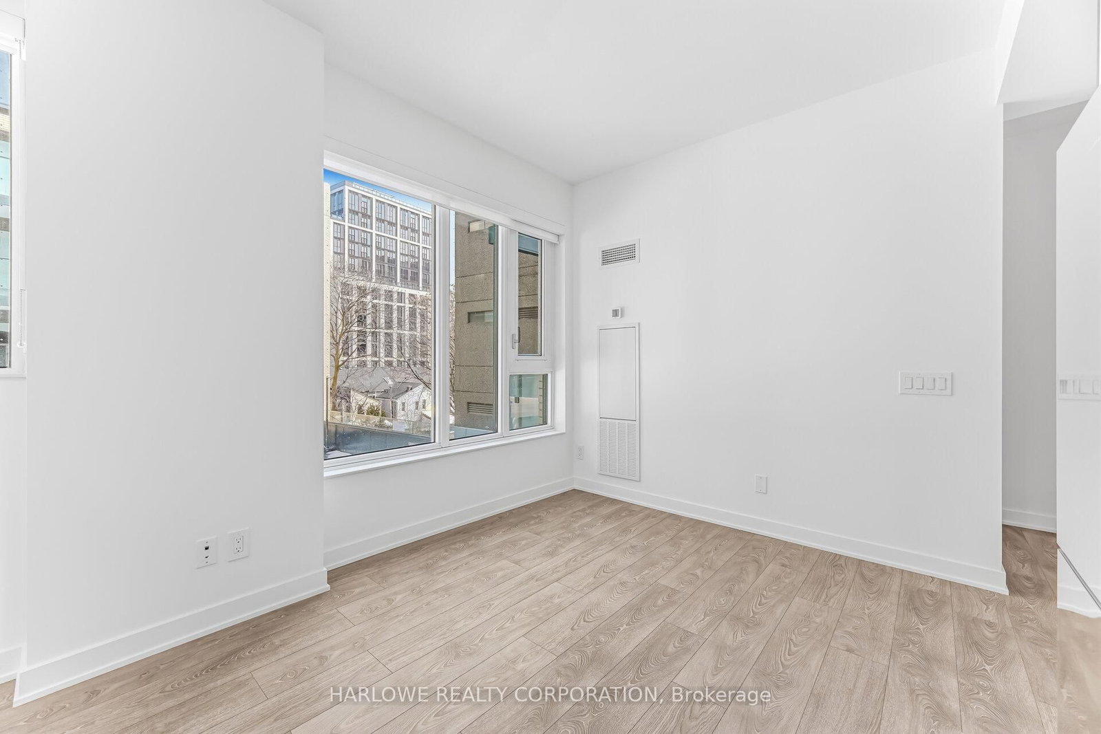 Condo for sale at 333-543 Richmond Street, Toronto, Ontario, M5V 0W9 - Waterfront Communities C1 - MLS: C12929602