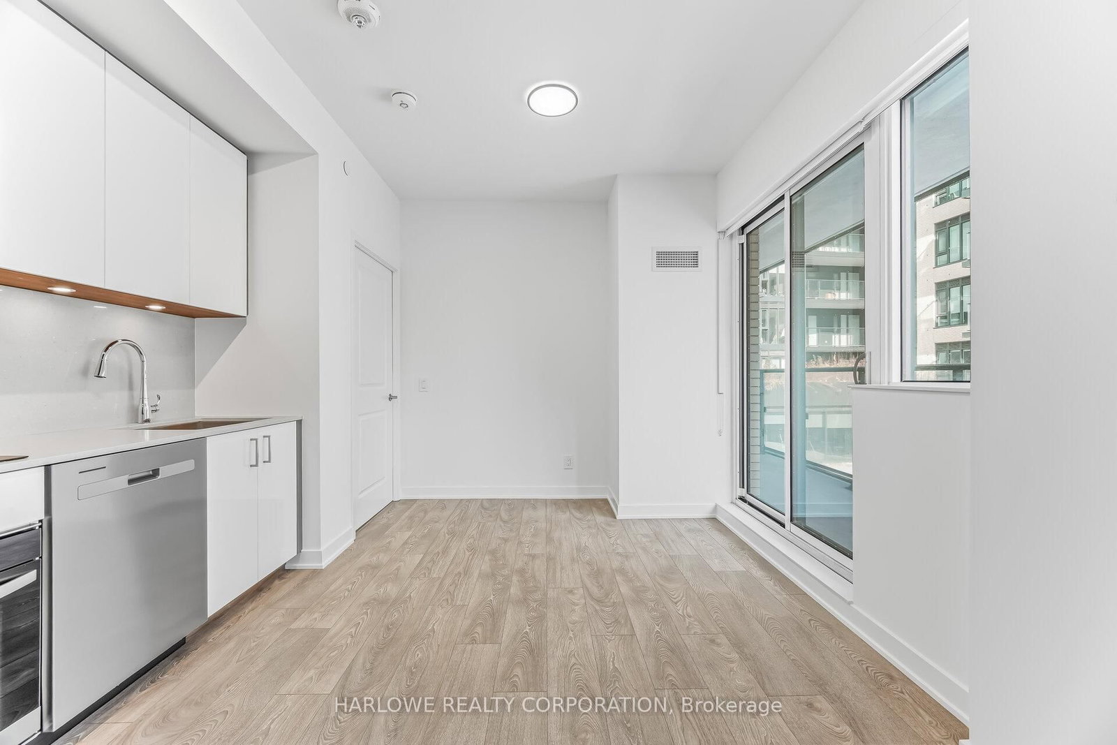 Condo for sale at 333-543 Richmond Street, Toronto, Ontario, M5V 0W9 - Waterfront Communities C1 - MLS: C12929602