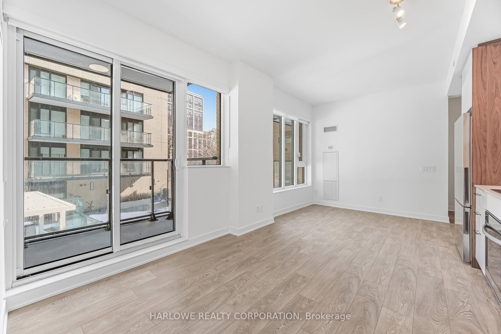 Condo for sale at 333-543 Richmond Street, Toronto, Ontario, M5V 0W9 - Waterfront Communities C1 - MLS: C12929602