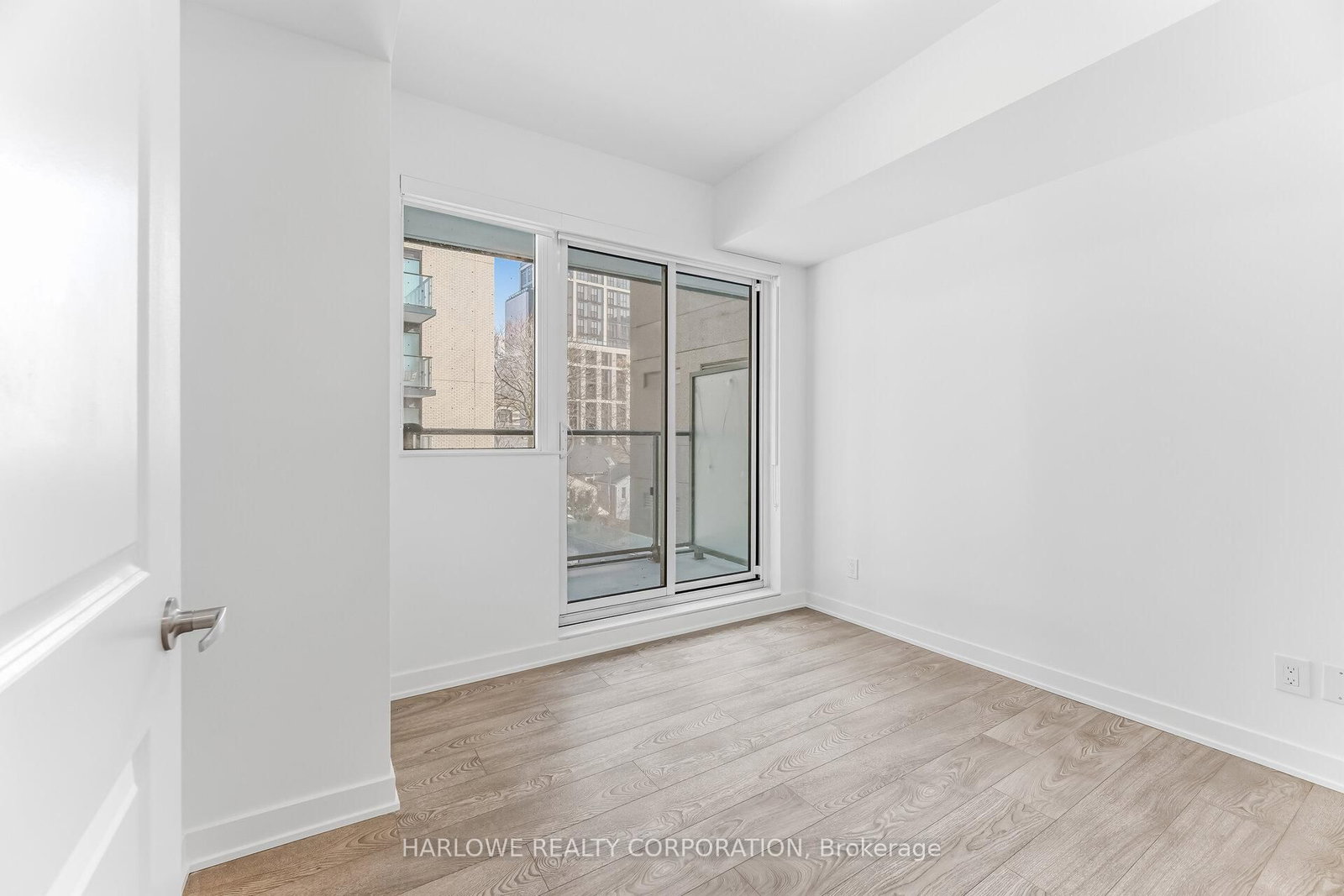 Condo for sale at 333-543 Richmond Street, Toronto, Ontario, M5V 0W9 - Waterfront Communities C1 - MLS: C12929602