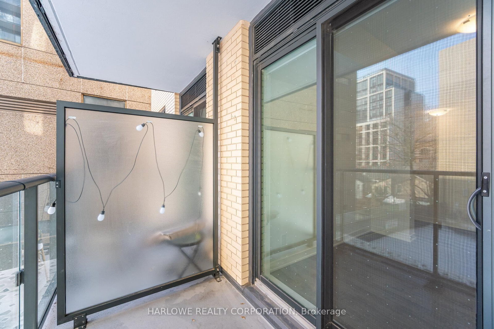 Condo for sale at 333-543 Richmond Street, Toronto, Ontario, M5V 0W9 - Waterfront Communities C1 - MLS: C12929602