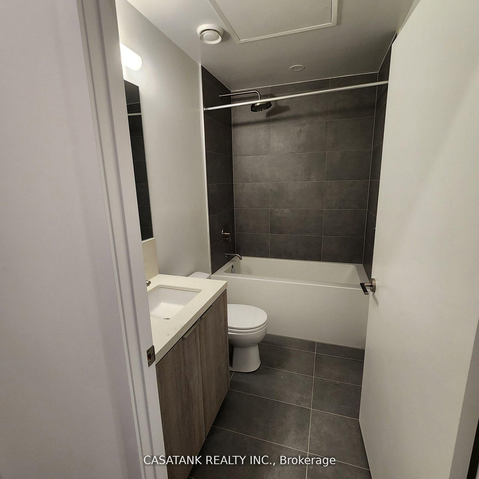 2020 Bathurst Street, Unit 218 - Photo 4