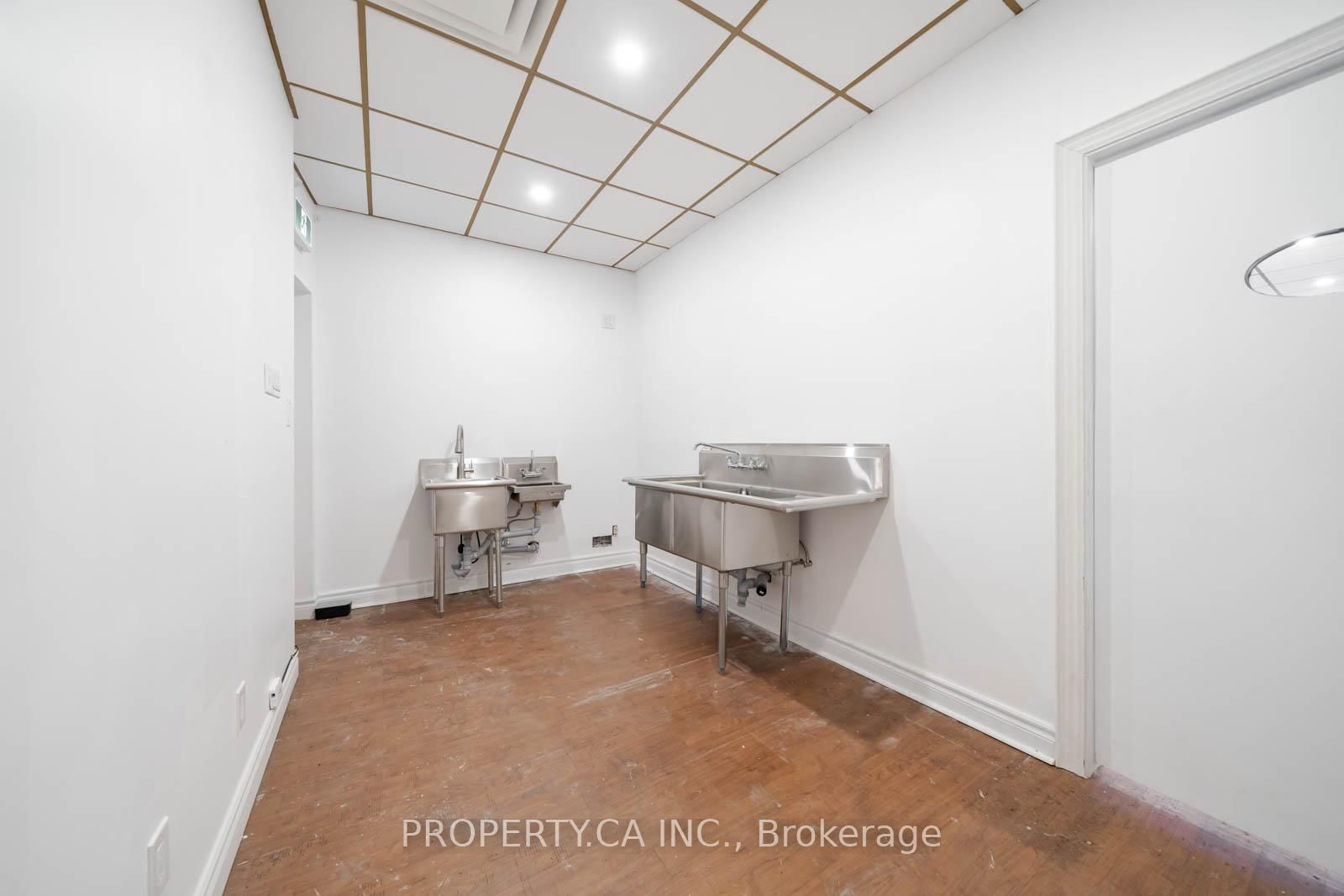 2657 Yonge Street, Unit Main - Photo 15