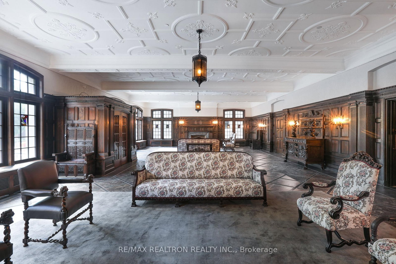 2 Clarendon Avenue, Unit 105 - Photo 10