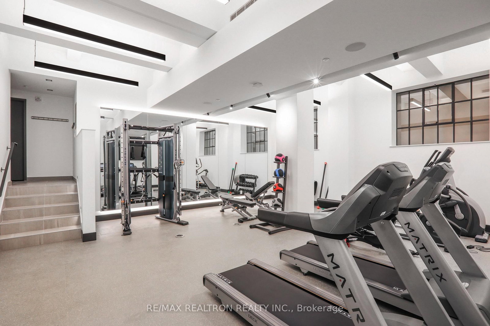 2 Clarendon Avenue, Unit 105 - Photo 16