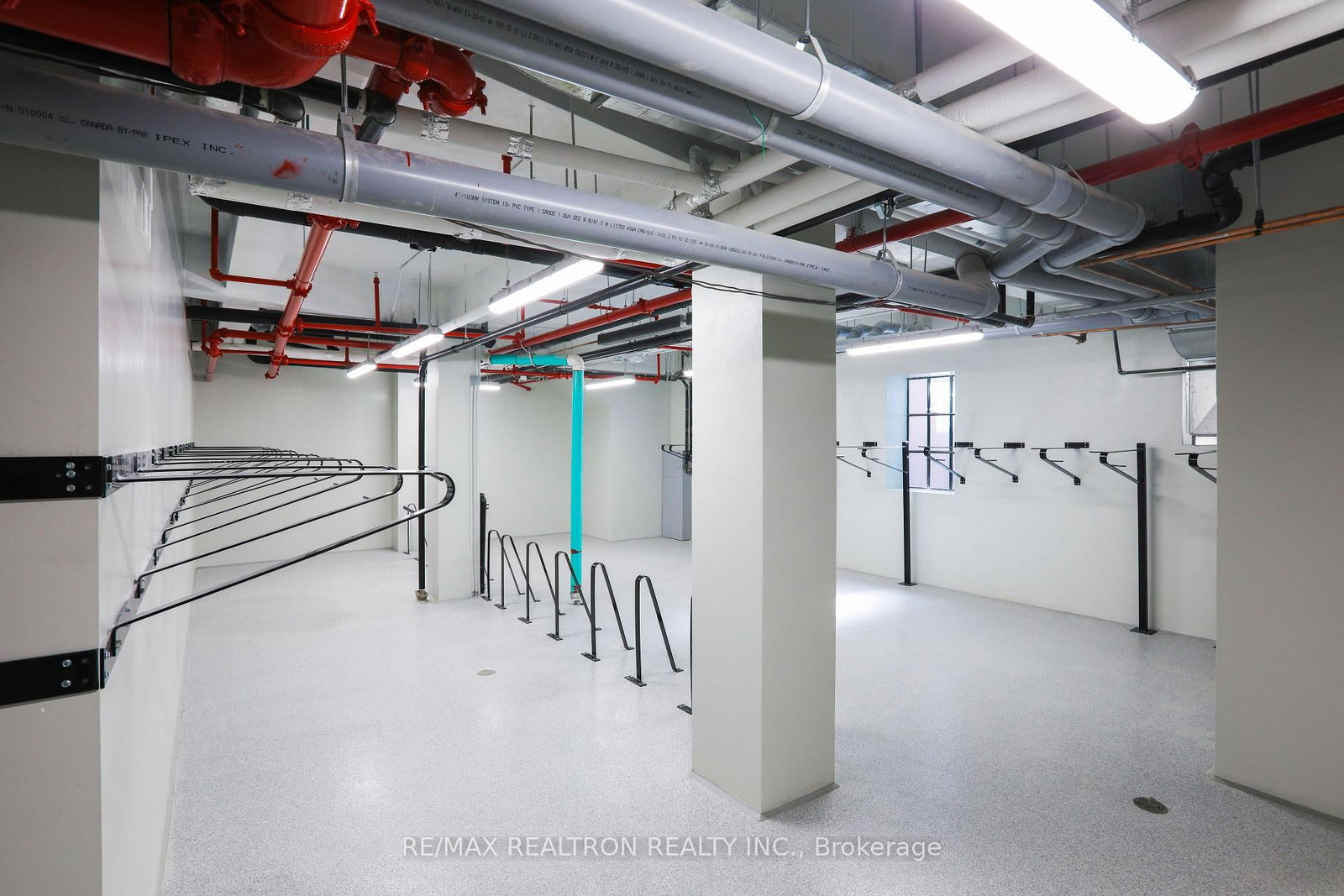 2 Clarendon Avenue, Unit 105 - Photo 20