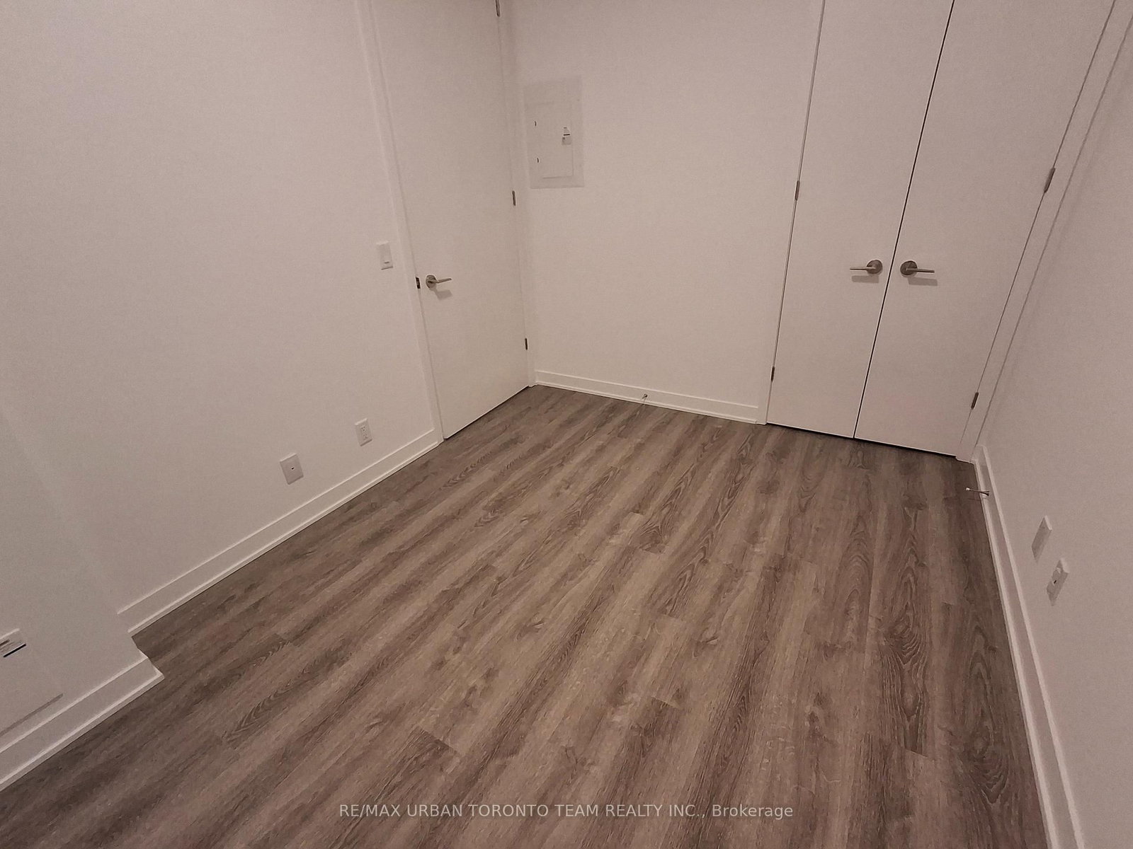 180 Front Street E, Unit 518 - Photo 7