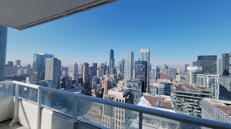 home for lease on 4011-88 Queen Street E