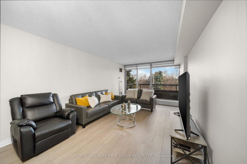 303 - 1200 Don Mills Rd, Toronto, M3B 3N8 | Image 3