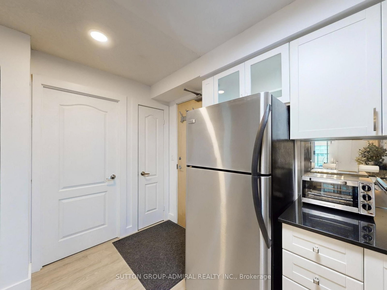 Condo for sale at 1005-212 Eglinton Avenue, Toronto, Ontario, M4P 1K2 - Mount Pleasant East - MLS: C12931064