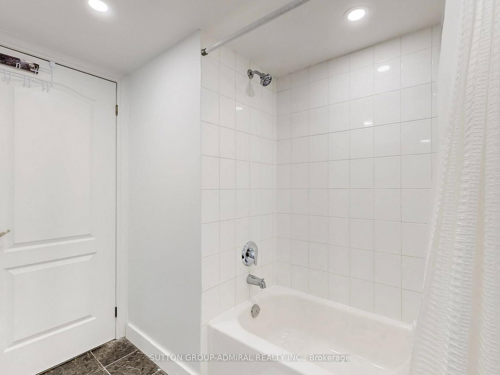 Condo for sale at 1005-212 Eglinton Avenue, Toronto, Ontario, M4P 1K2 - Mount Pleasant East - MLS: C12931064