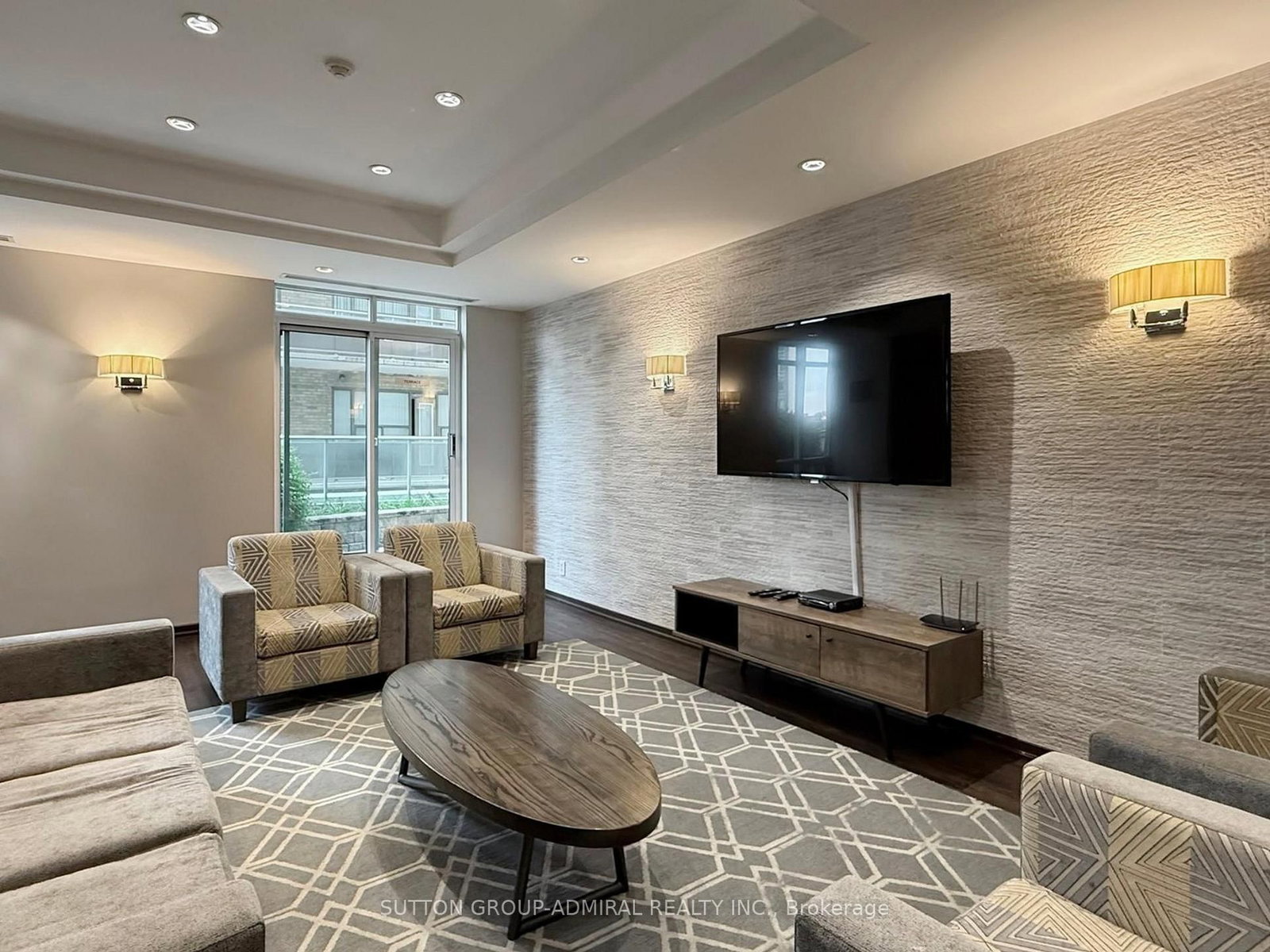 Condo for sale at 1005-212 Eglinton Avenue, Toronto, Ontario, M4P 1K2 - Mount Pleasant East - MLS: C12931064