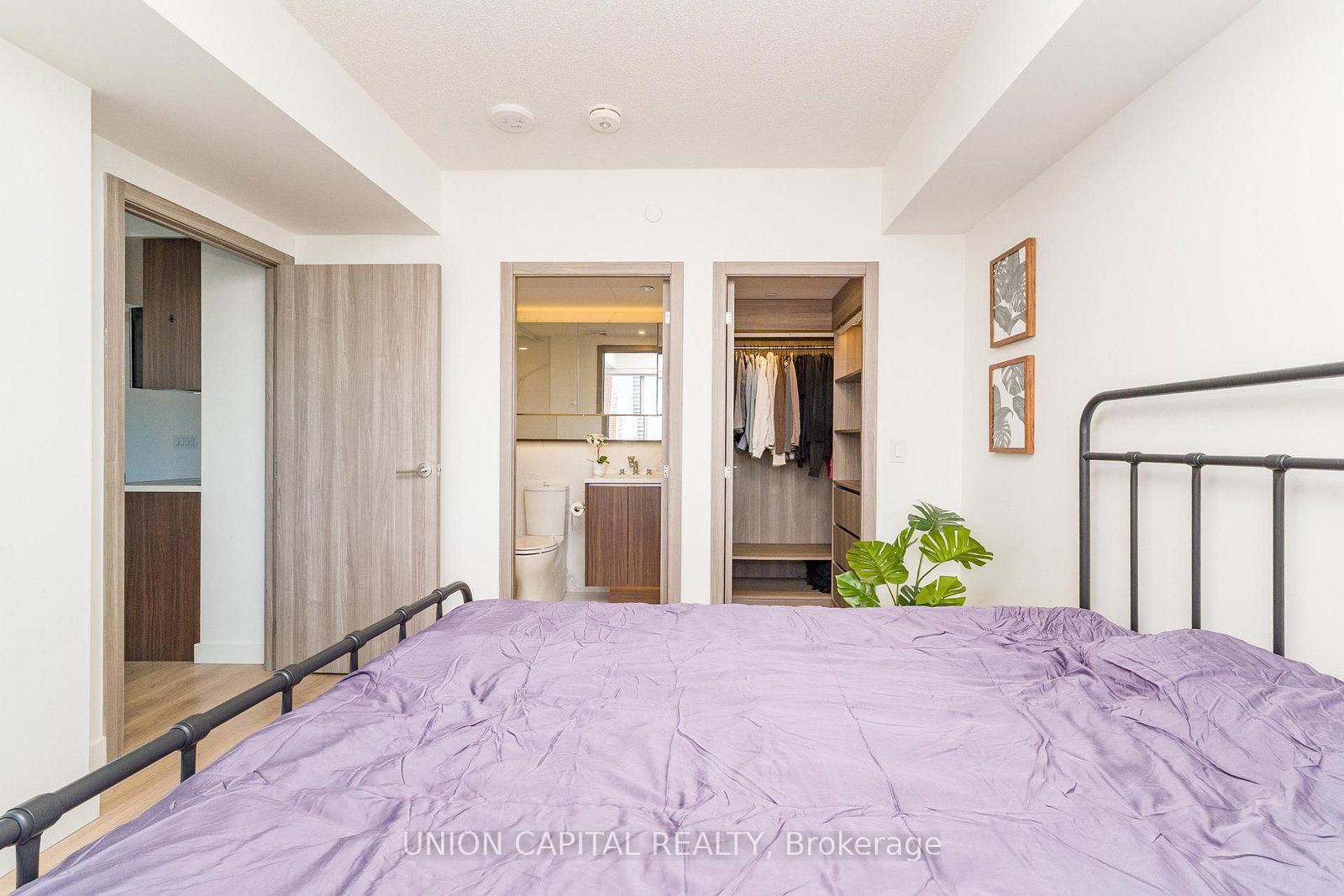 Condo for sale at 4502-38 Widmer Street, Toronto, Ontario, M5V 0P7 - Waterfront Communities C1 - MLS: C12931176