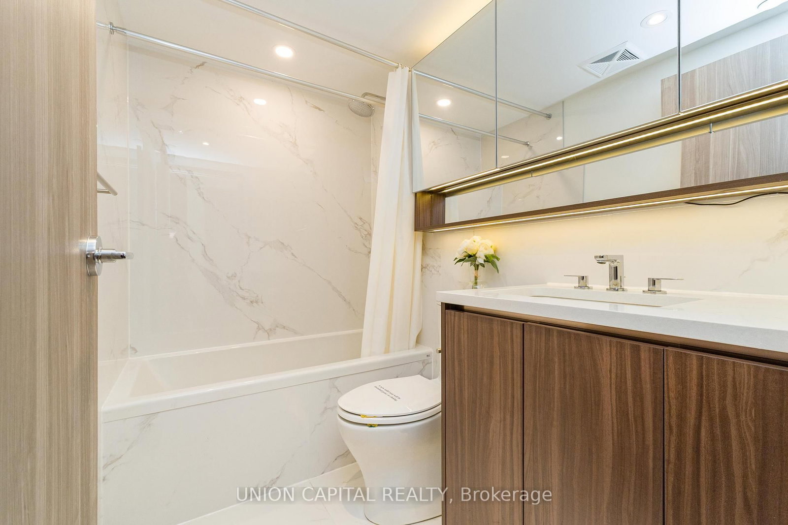 Condo for sale at 4502-38 Widmer Street, Toronto, Ontario, M5V 0P7 - Waterfront Communities C1 - MLS: C12931176