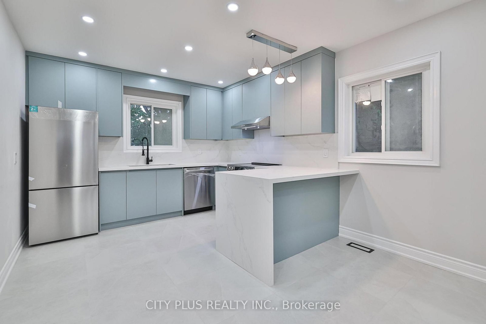 Semi-Detached House for sale at 23 Reiber Crescent, Toronto, Ontario, M2H 1C3 - Bayview Woods-Steeles - MLS: C12931336