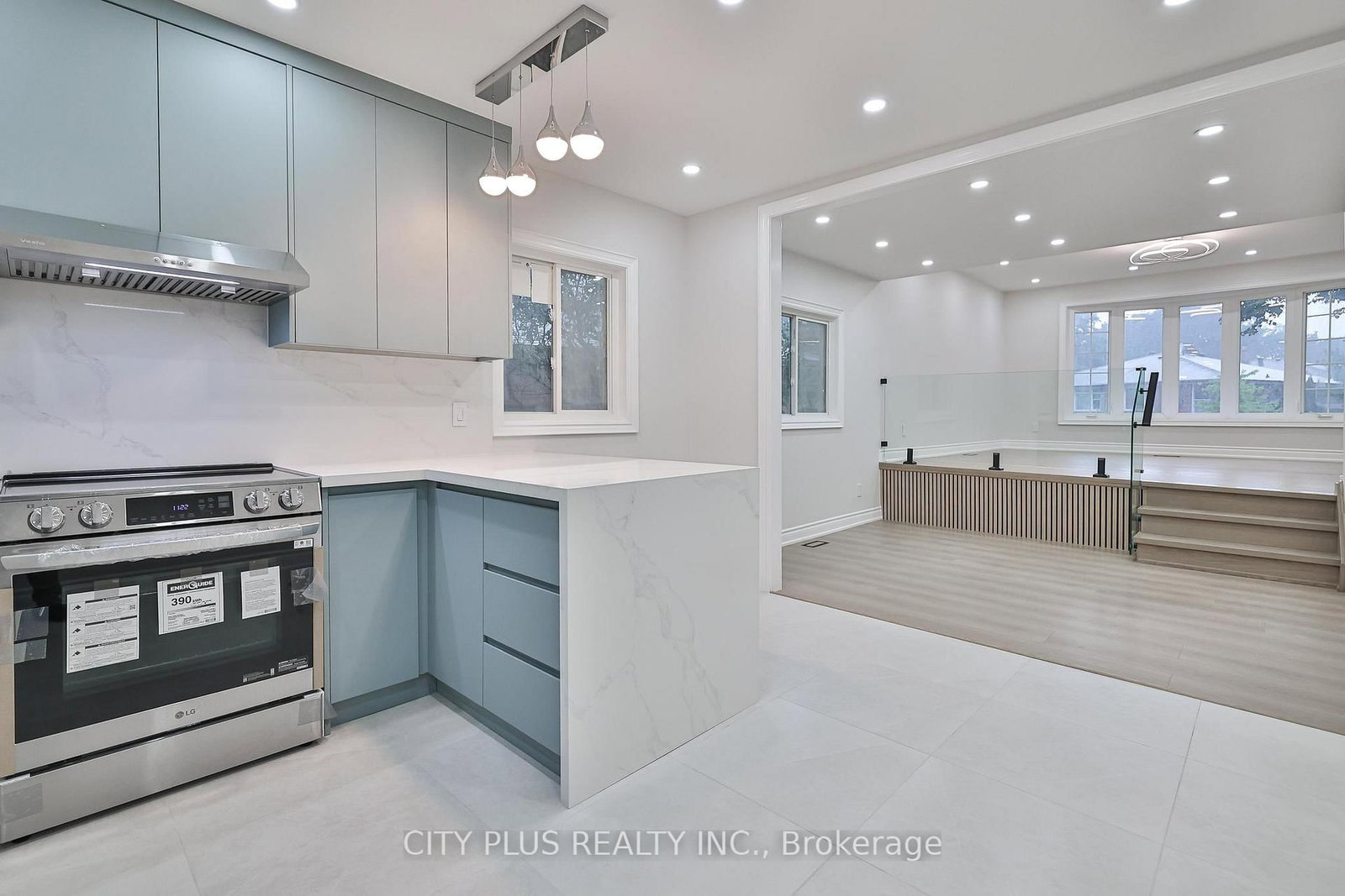 Semi-Detached House for sale at 23 Reiber Crescent, Toronto, Ontario, M2H 1C3 - Bayview Woods-Steeles - MLS: C12931336