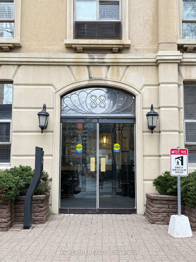 611 - 88 Charles Street E