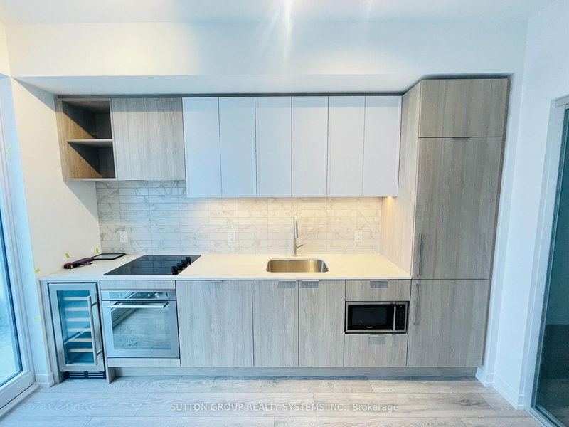 1809 - 2020 Bathurst St, Toronto, M5P 0A6 | Image 3