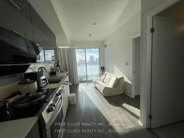 728 - 188 Fairview Mall Drive