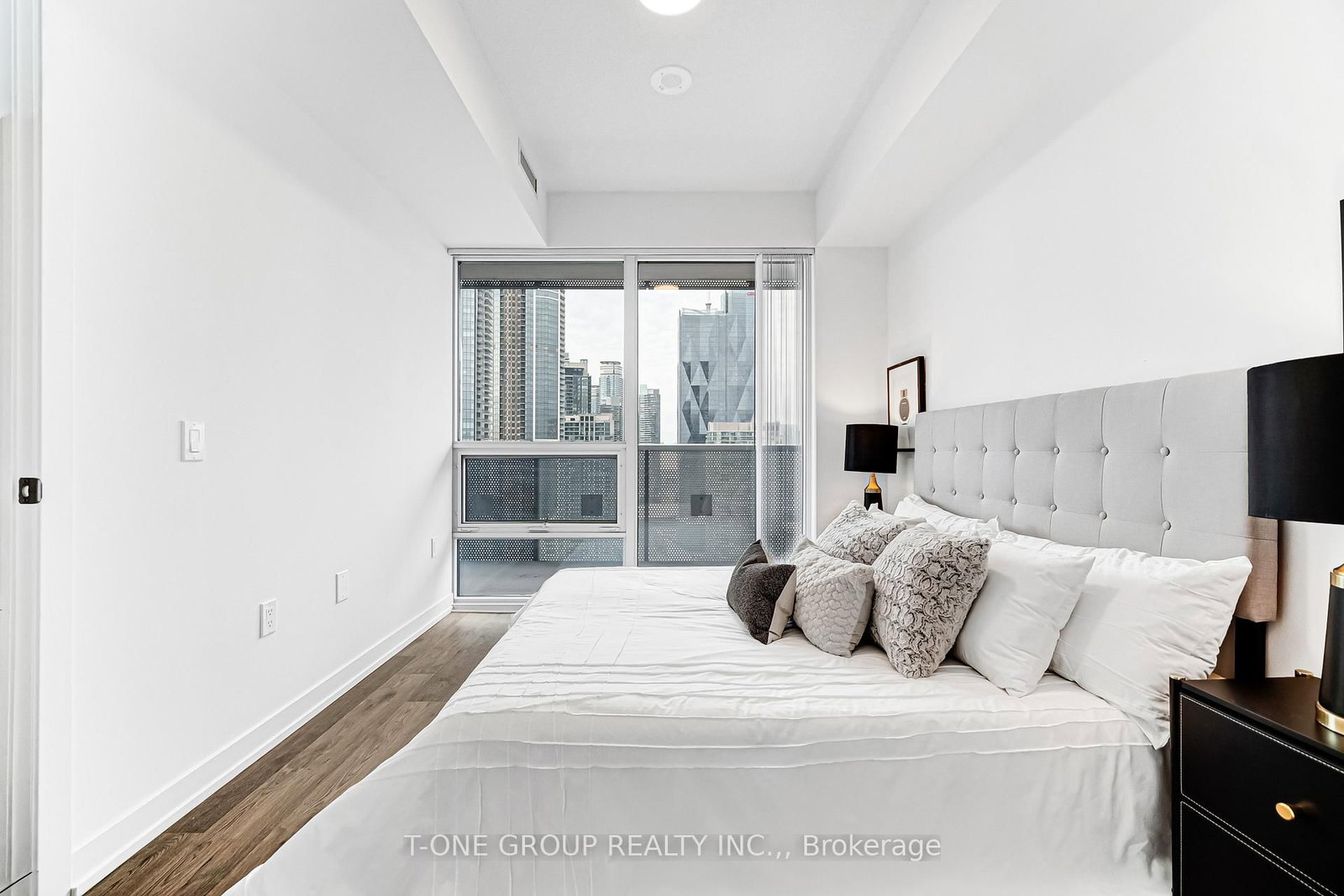 Condo for sale at 3616-55 Cooper Street, Toronto, Ontario, M5E 0G1 - Waterfront Communities C8 - MLS: C12931530