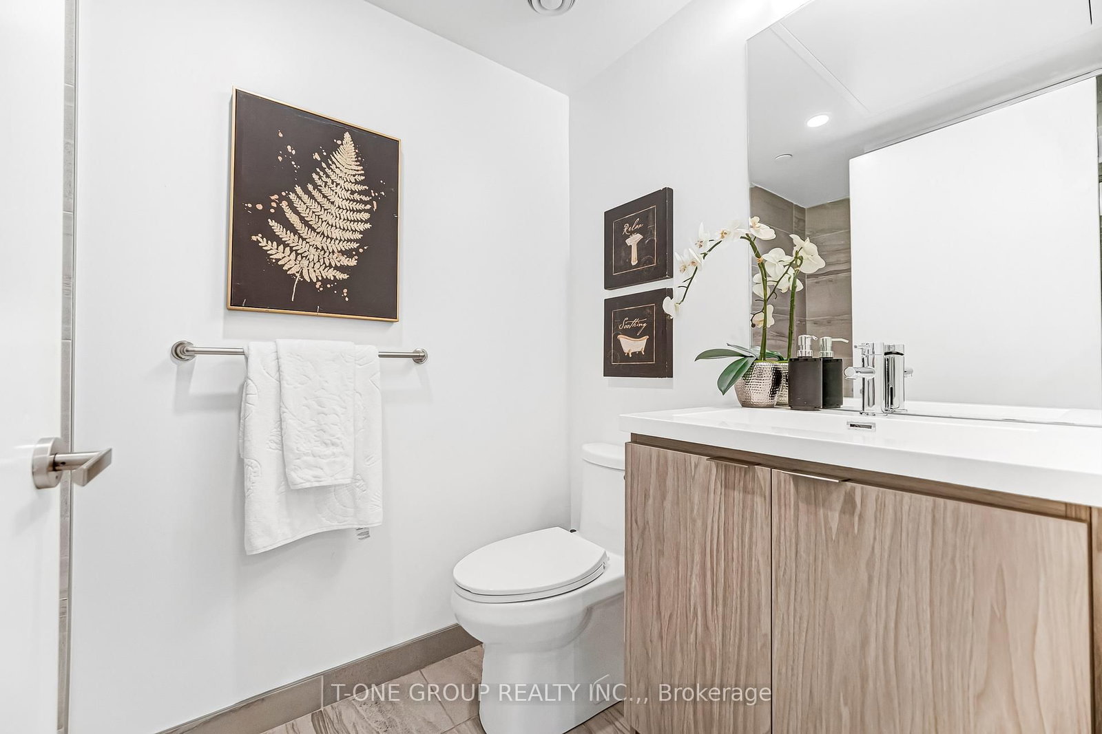 Condo for sale at 3616-55 Cooper Street, Toronto, Ontario, M5E 0G1 - Waterfront Communities C8 - MLS: C12931530