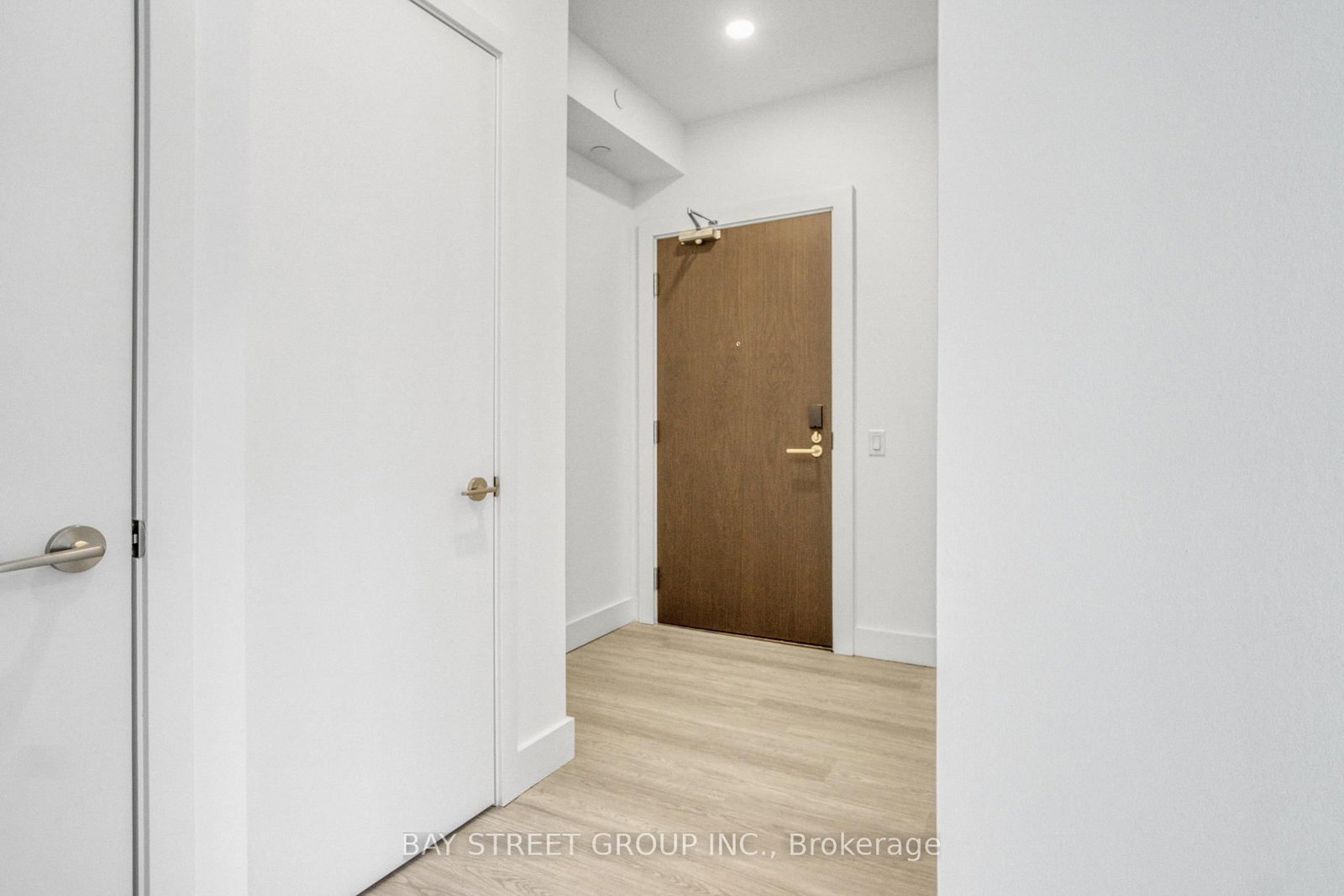 Condo for lease at 523-6 Greenbriar Road, Toronto, Ontario, M2K 0H6 - Bayview Village - MLS: C12931850