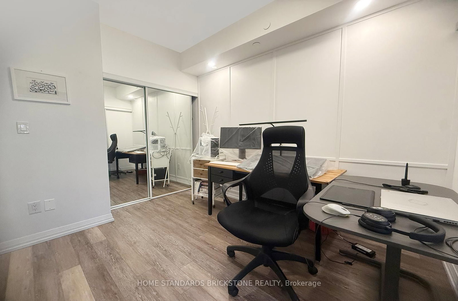 Condo for lease at 615-75 Canterbury Place, Toronto, Ontario, M2N 0L2 - Willowdale West - MLS: C12932416