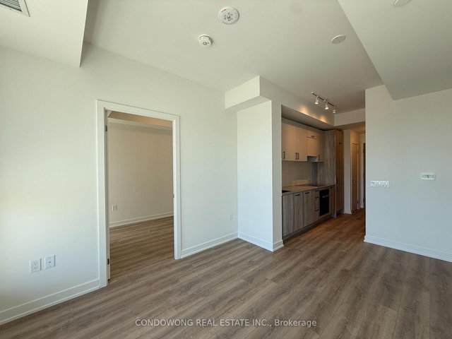 908 - 5 Quarrington Lane