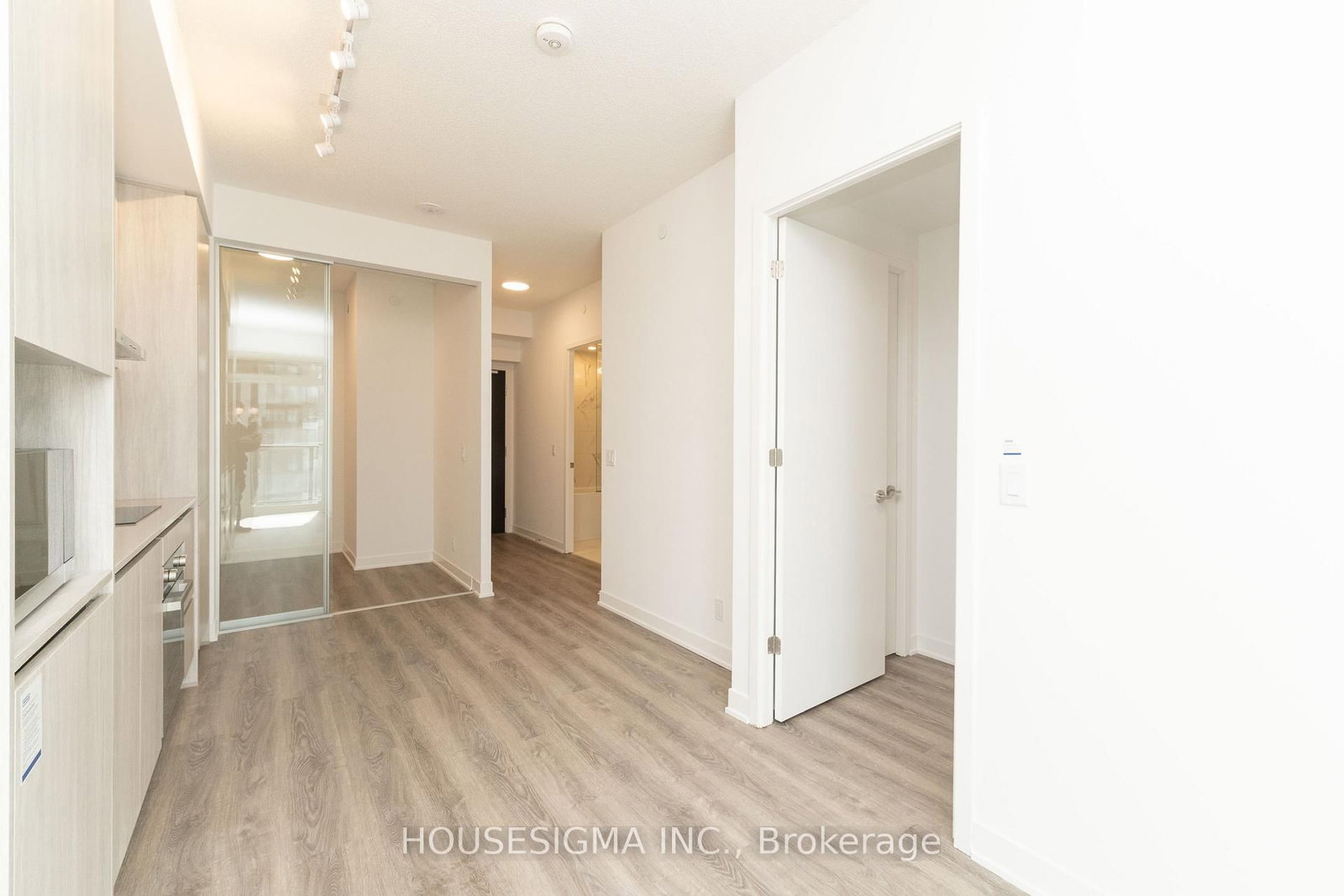180 Front Street E, Unit 3007 - Photo 12