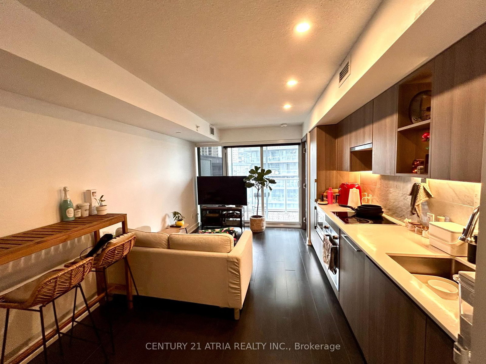 Condo for lease at 1802-19 Bathurst Street, Toronto, Ontario, M5V 0N2 - Waterfront Communities C1 - MLS: C12933030