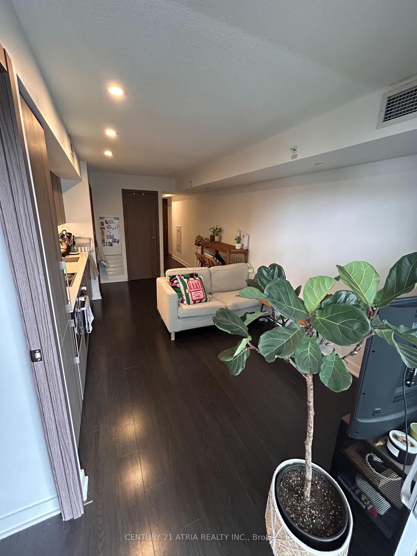 Condo for lease at 1802-19 Bathurst Street, Toronto, Ontario, M5V 0N2 - Waterfront Communities C1 - MLS: C12933030