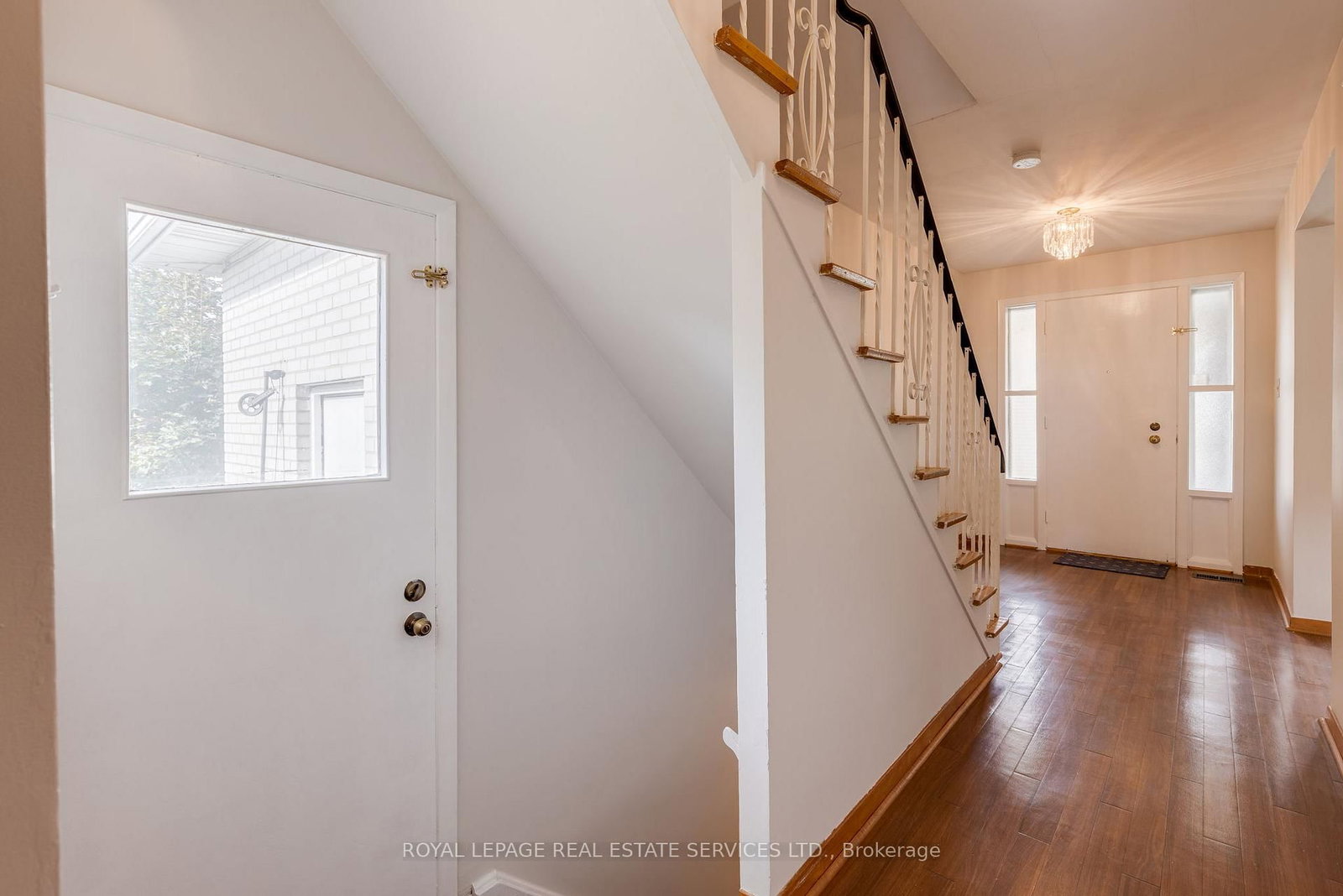 29 Doverwood Court • Toronto, ON photo 15