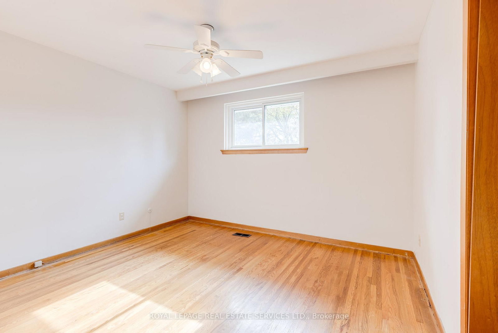 29 Doverwood Court • Toronto, ON photo 17