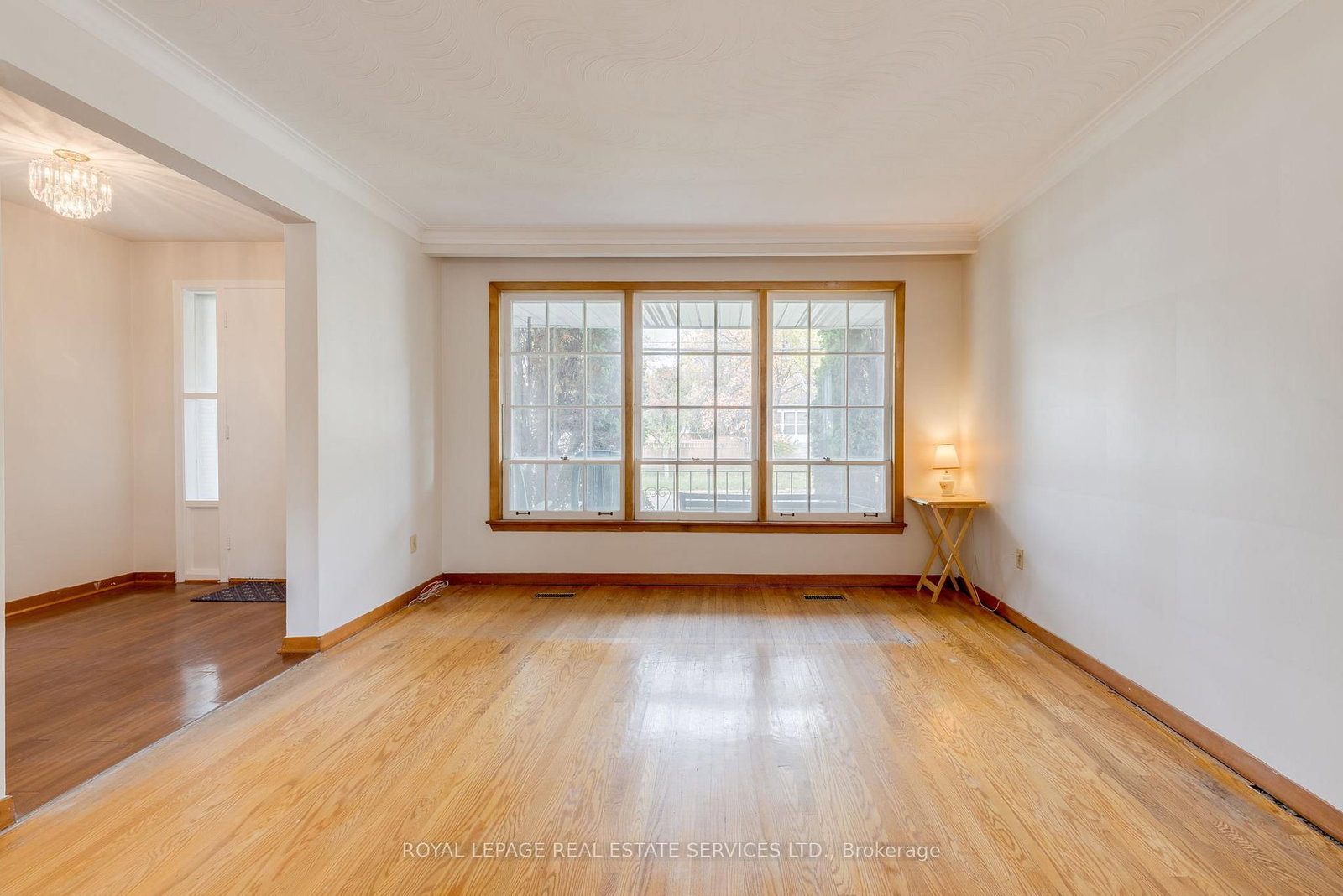 29 Doverwood Court • Toronto, ON photo 8
