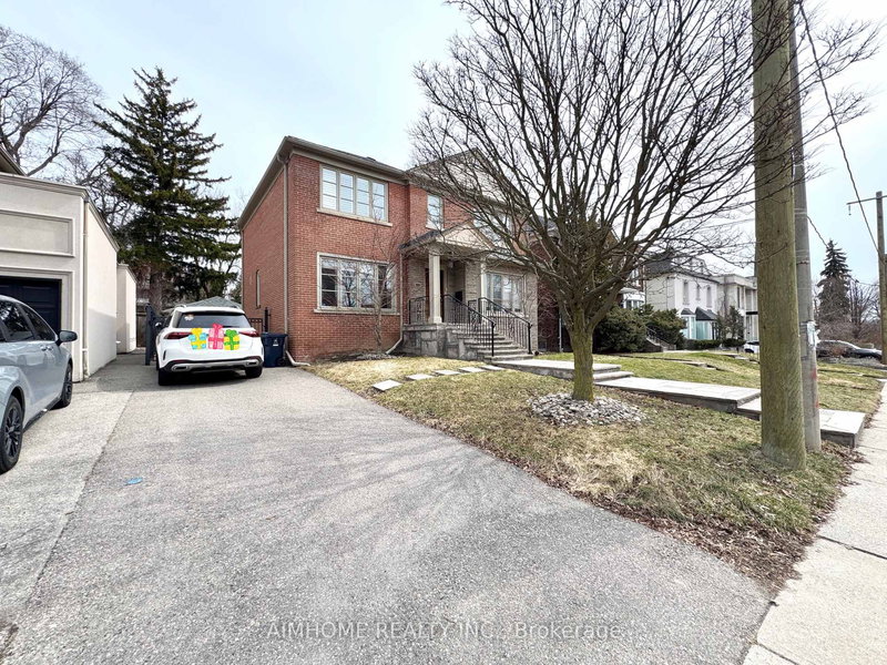 89 Dunloe Rd, Toronto, M5P 2T7 | Image 2
