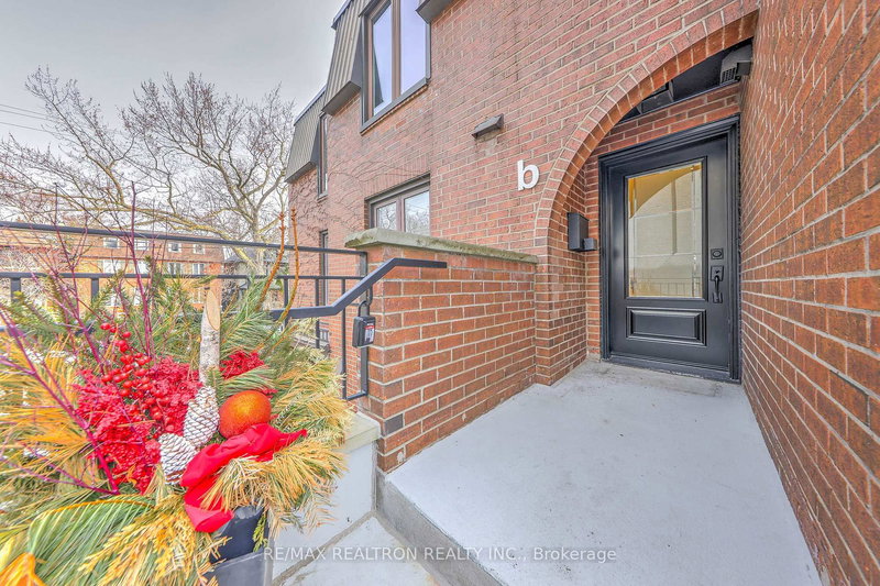 B - 187 Sherwood Ave, Toronto, M4P 2A9 | Image 3
