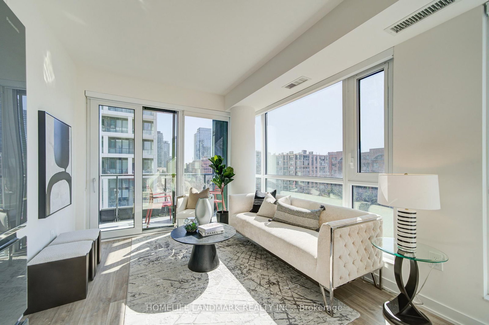 Condo for sale at 550 121 Lower Sherbourne Street, Toronto, Ontario, M5A 4J4 - Waterfront Communities C8 - MLS: C12934488