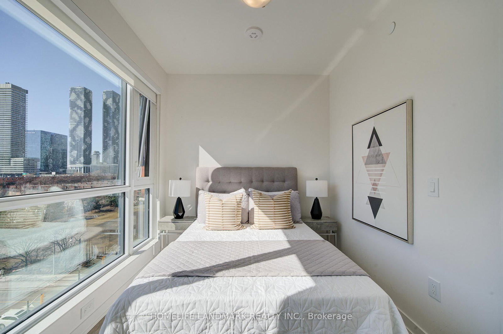 Condo for sale at 550 121 Lower Sherbourne Street, Toronto, Ontario, M5A 4J4 - Waterfront Communities C8 - MLS: C12934488