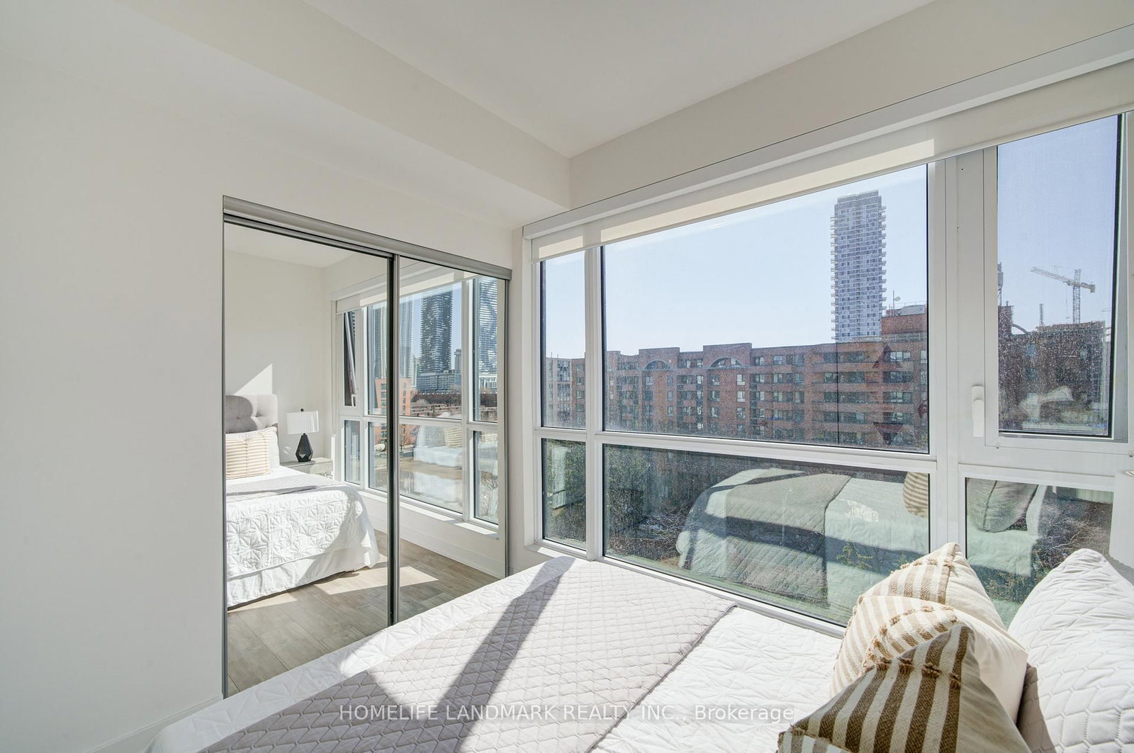 Condo for sale at 550 121 Lower Sherbourne Street, Toronto, Ontario, M5A 4J4 - Waterfront Communities C8 - MLS: C12934488