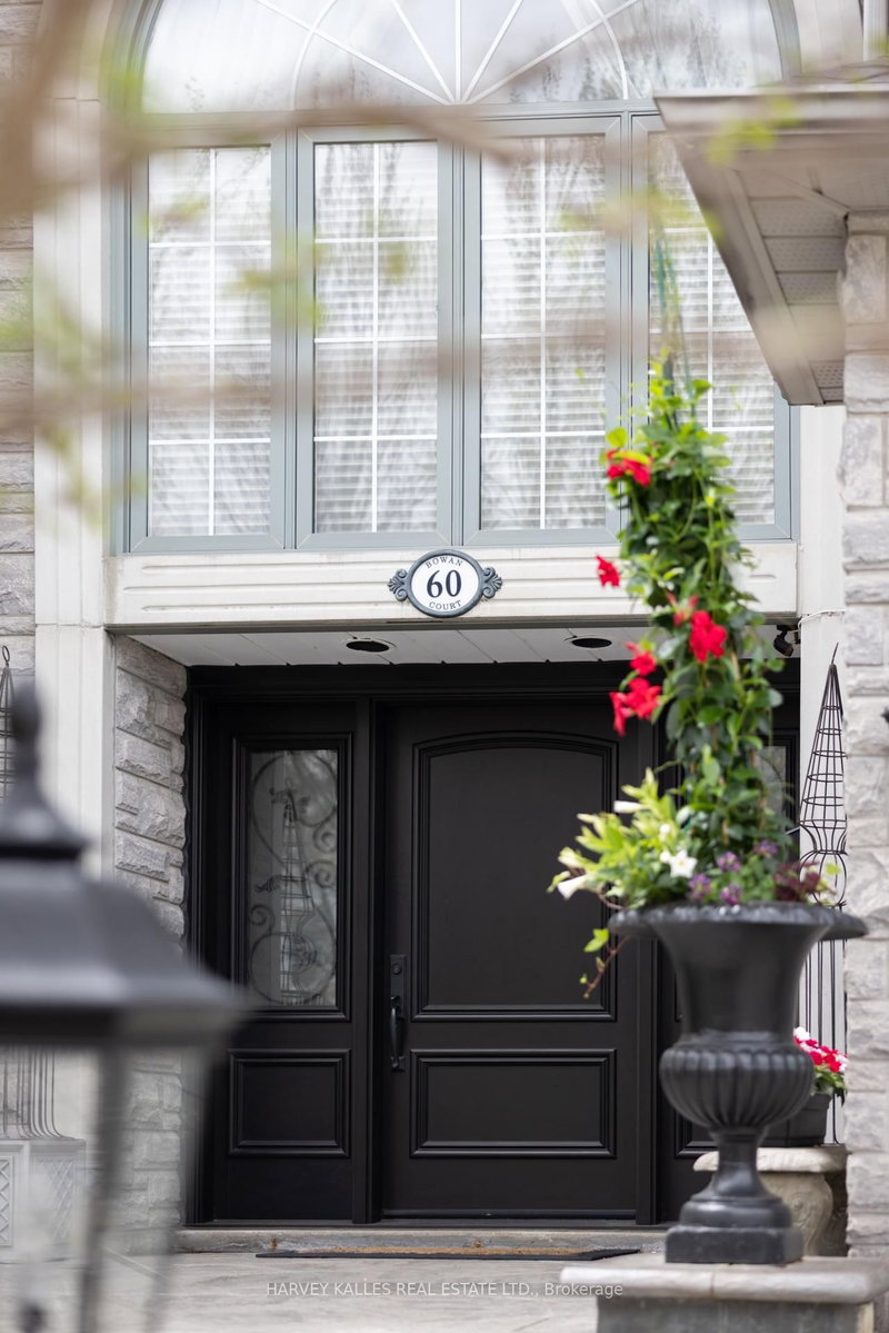 60 Bowan Crt, Toronto, M2K 3A7 | Image 3