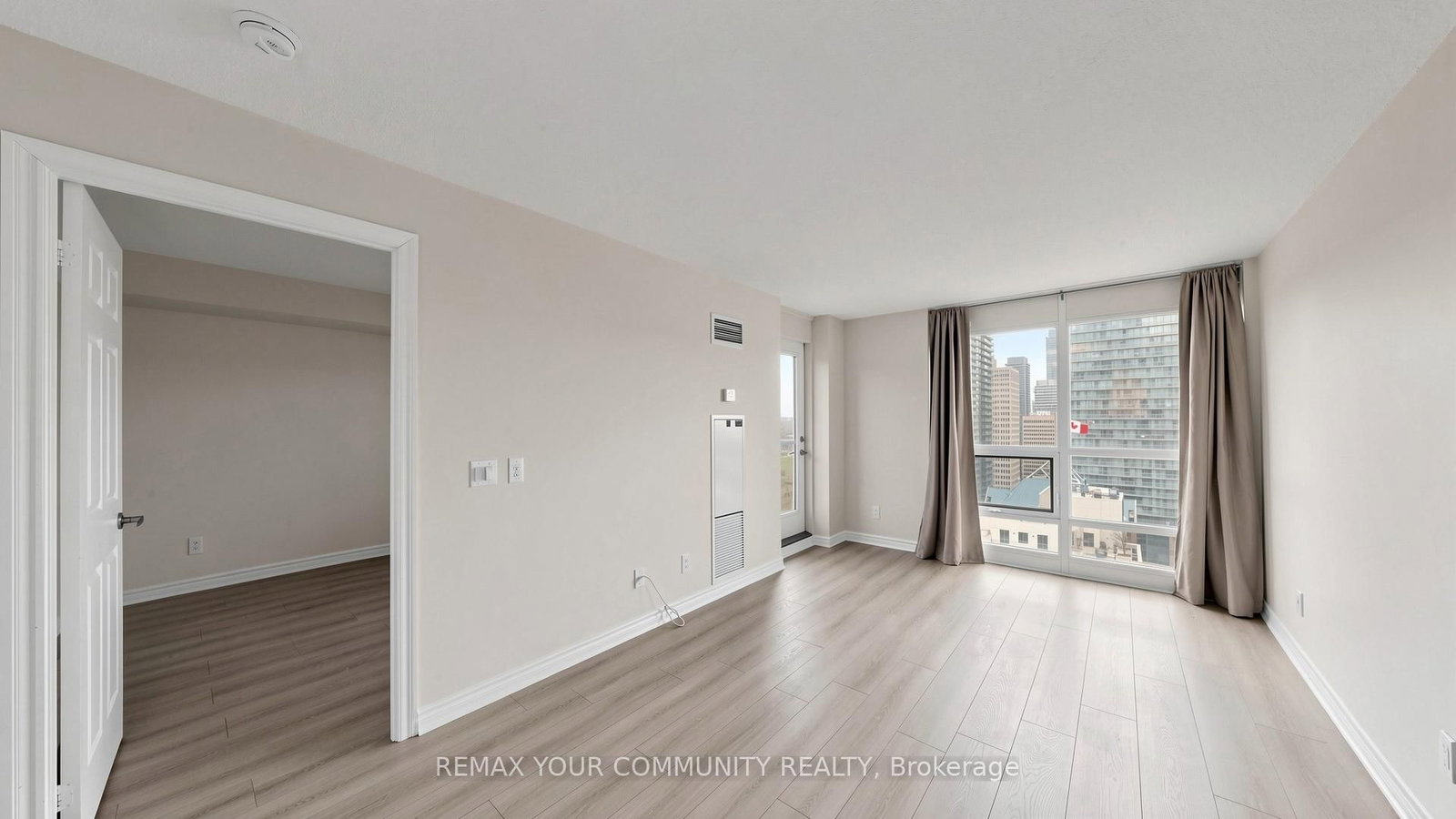 763 Bay Street, Unit 2701 - Photo 7