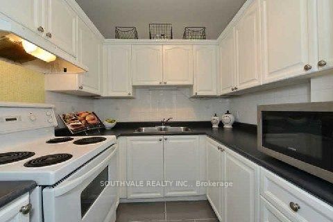 Condo for sale at 1107-393 King St. W, Toronto, Ontario, M5V 3G8 - Waterfront Communities C1 - MLS: C12935134