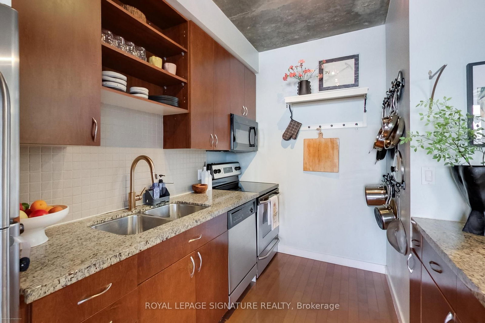 Condo for sale at 718-1005 King Street, Toronto, Ontario, M6K 3M8 - Niagara - MLS: C12935370