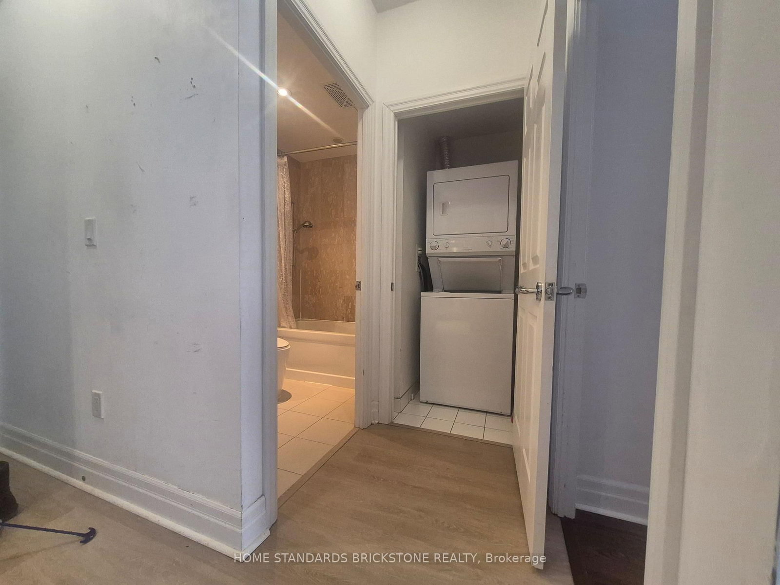 Condo for sale at 1703-35 Balmuto Street, Toronto, Ontario, M4Y 0A3 - Bay Street Corridor - MLS: C12935708