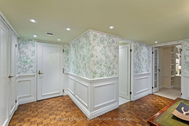 1405 - 63 St Clair Avenue W